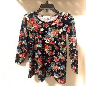 Bailey’s Blossoms. Like new 2T